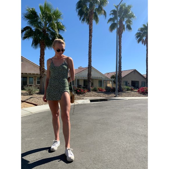 Reformation Marlowe Mini Dress in Green Polka Dot (Size Small) - Picture 2 of 3